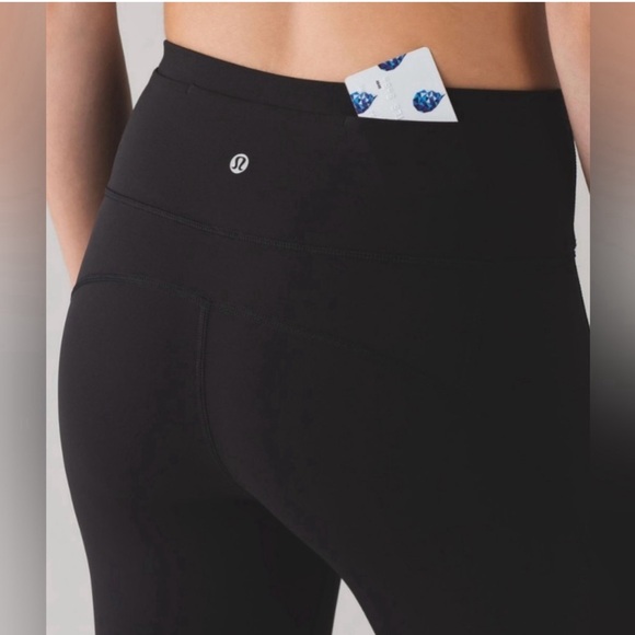 Lululemon Gear Up Crop Legging Size 8 Black Mesh Panel Pockets - Picture 5 of 16